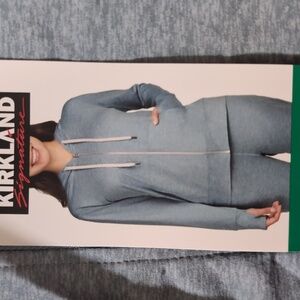 XL: Kirkland Signature Lightweight hoodie- Blue